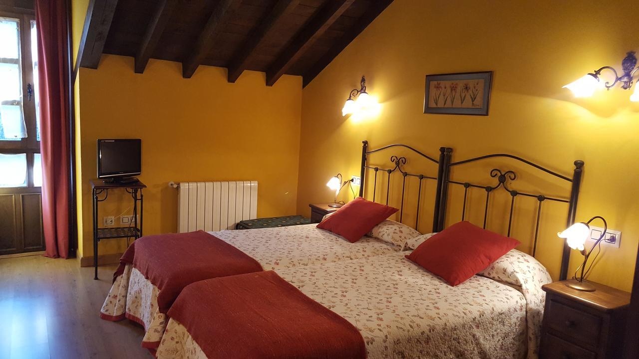 Hotel Rural Casa Cueto Infiesto Eksteriør bilde